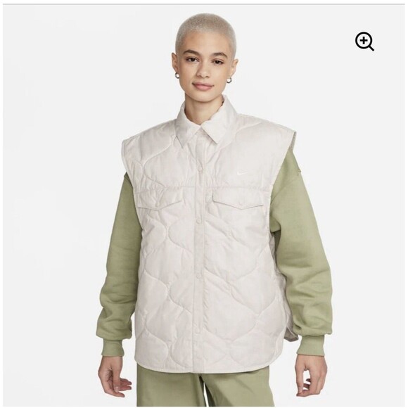 Nike Womens‎ Sportswear Essential Vest White NWT Sz Large Snap FB8737-133 $90 - Picture 1 of 13